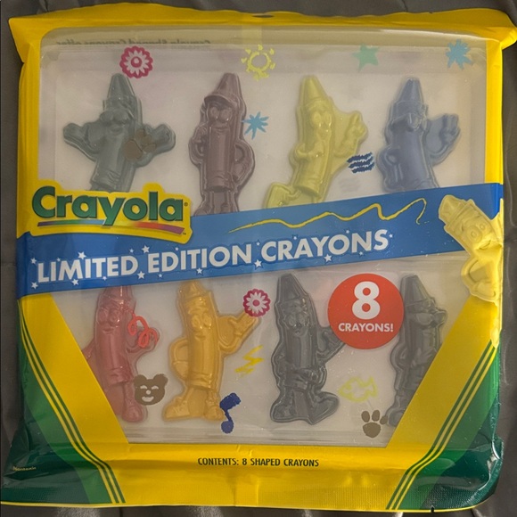 Crayola Other - Crayola Limited Edition Shaped Crayons - 8 Colorful Pieces